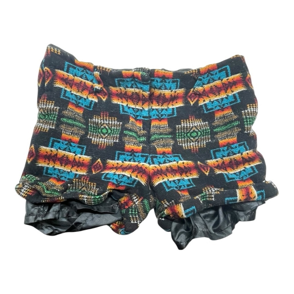 Pendleton Vintage Fit Shorts with Vibrant Pattern 100% VIRGIN WOOL Size: 12